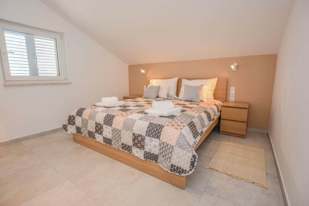 Apartment Magena - Modern In Pag Center