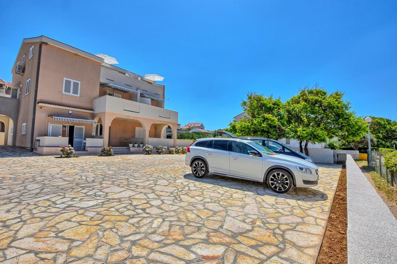 Apartment Magena - Modern In Pag Center *