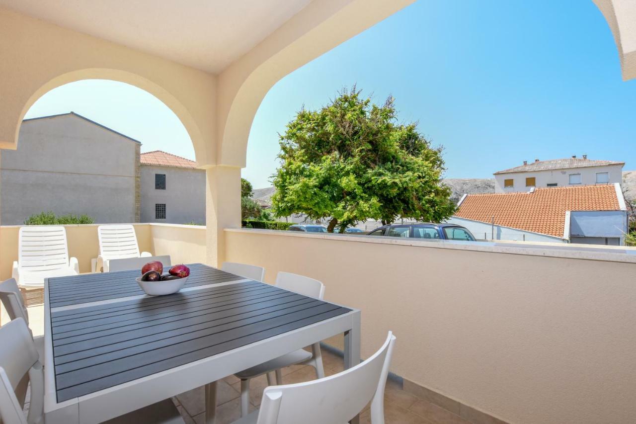 Magena - Modern In Pag Center Apartment Pag Town
