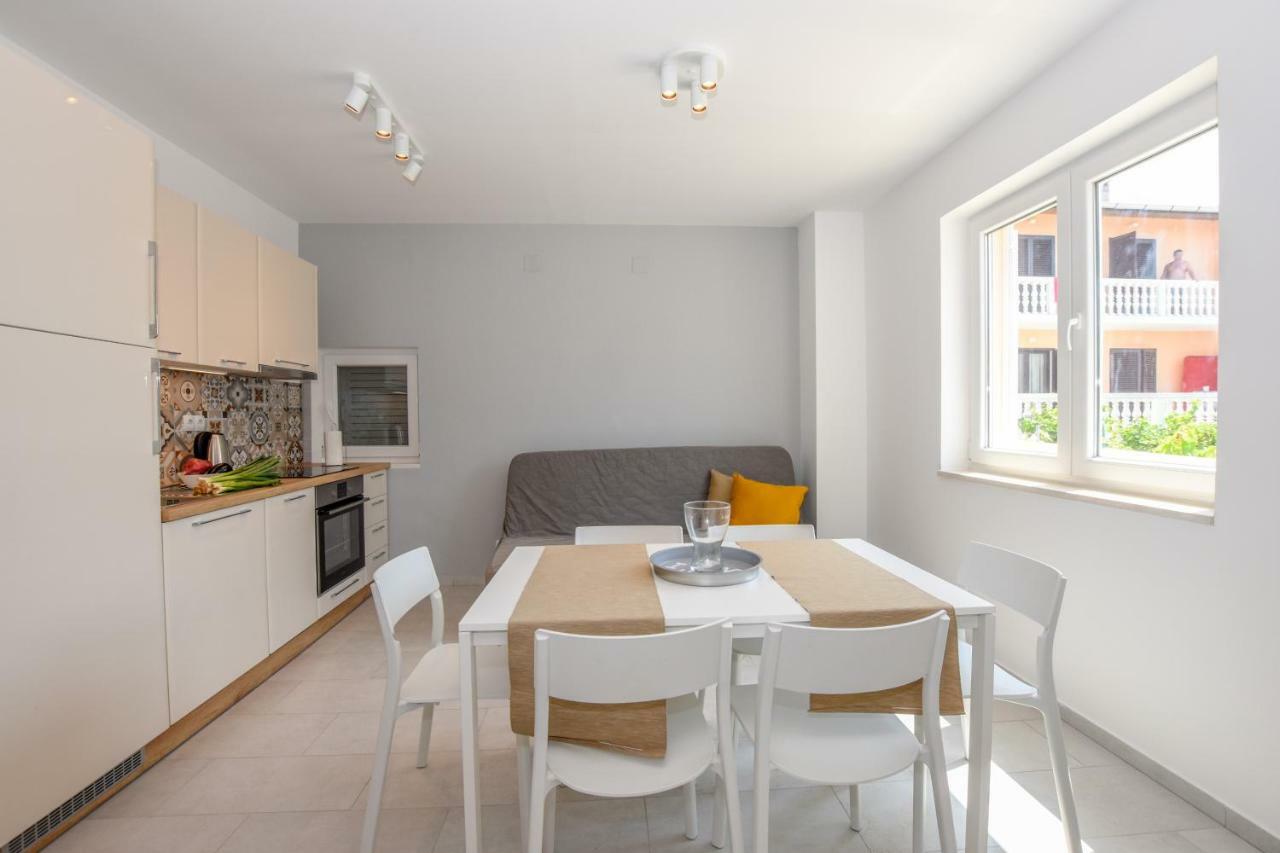 Magena - Modern In Pag Center Apartment Pag Town