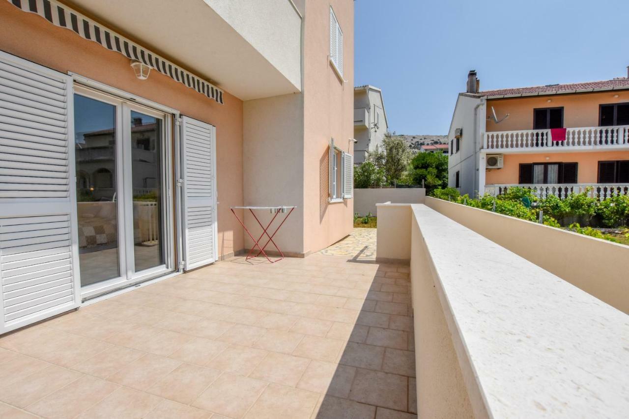 Apartment Magena - Modern In Pag Center